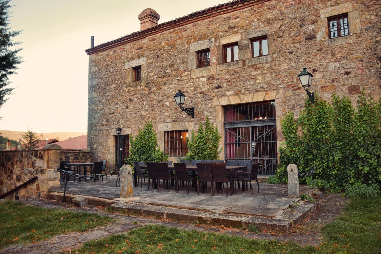 Real Posada De La Mesta Molinos de Duero Luaran gambar