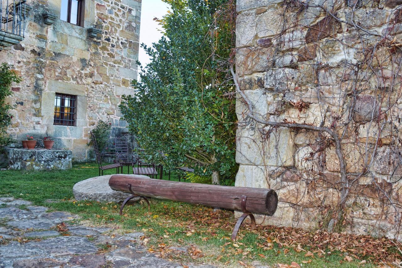 Real Posada De La Mesta Molinos de Duero Luaran gambar