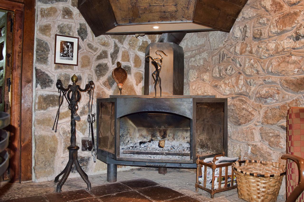 Real Posada De La Mesta Molinos de Duero Luaran gambar