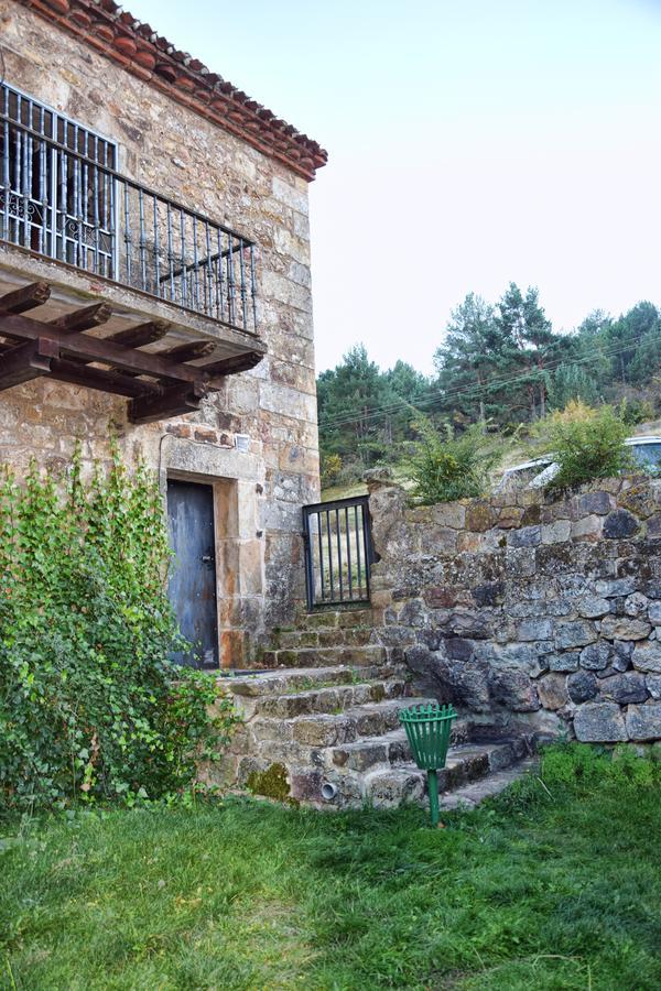 Real Posada De La Mesta Molinos de Duero Luaran gambar