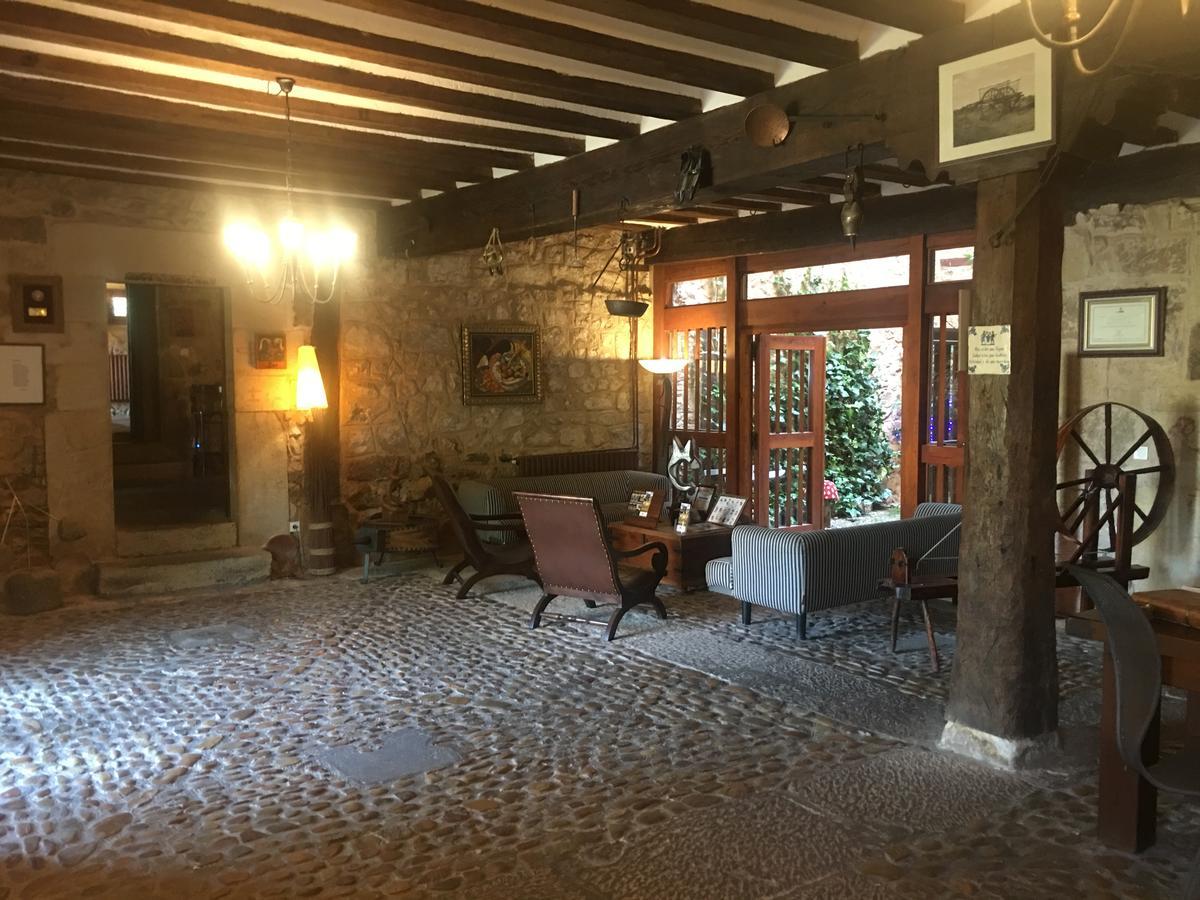 Real Posada De La Mesta Molinos de Duero Luaran gambar