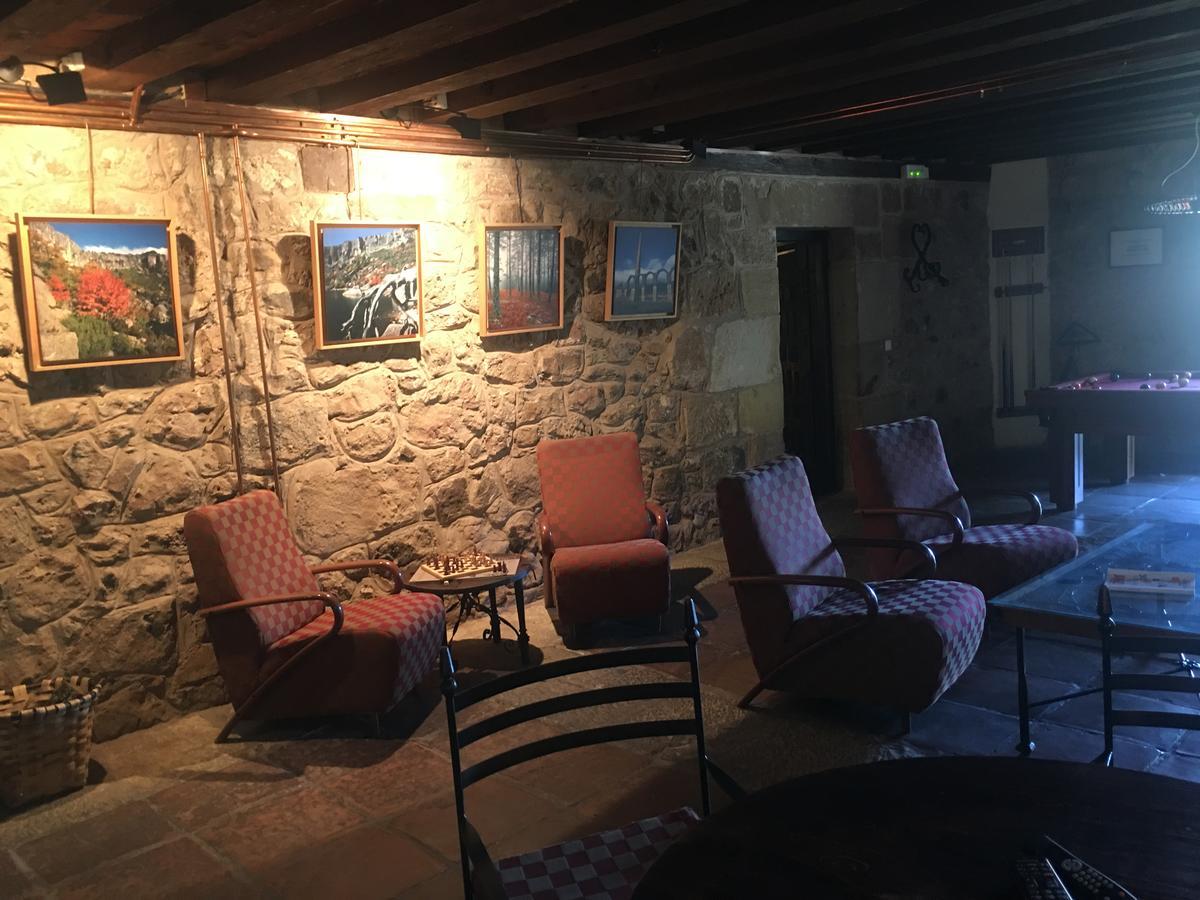 Real Posada De La Mesta Molinos de Duero Luaran gambar