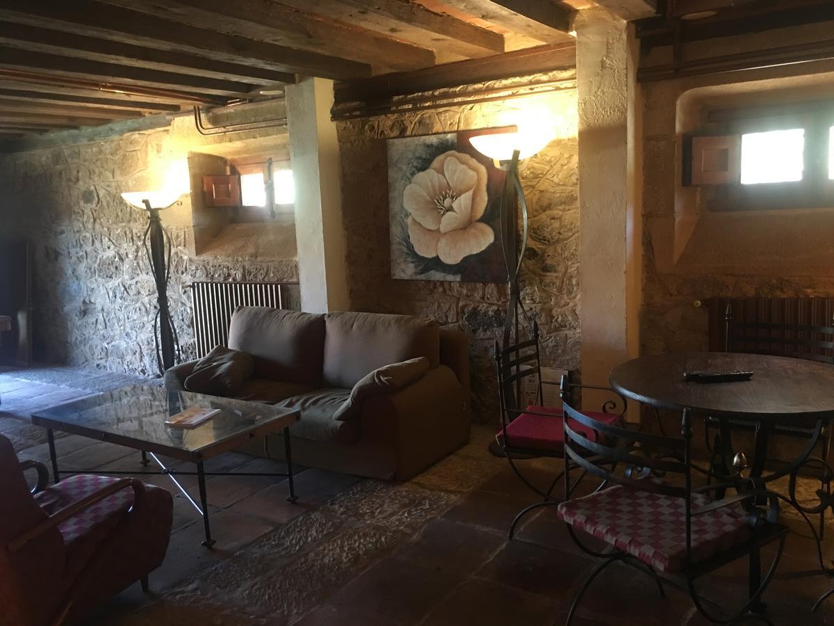 Real Posada De La Mesta Molinos de Duero Luaran gambar