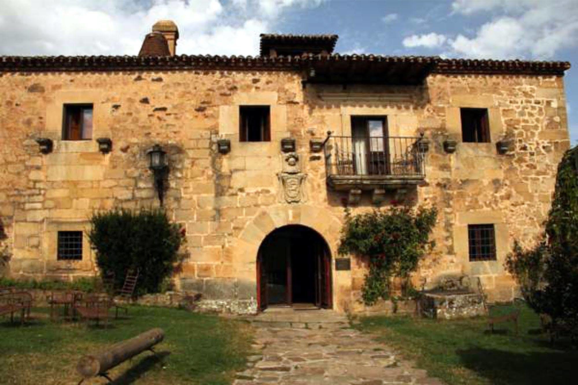 Real Posada De La Mesta Molinos de Duero Luaran gambar